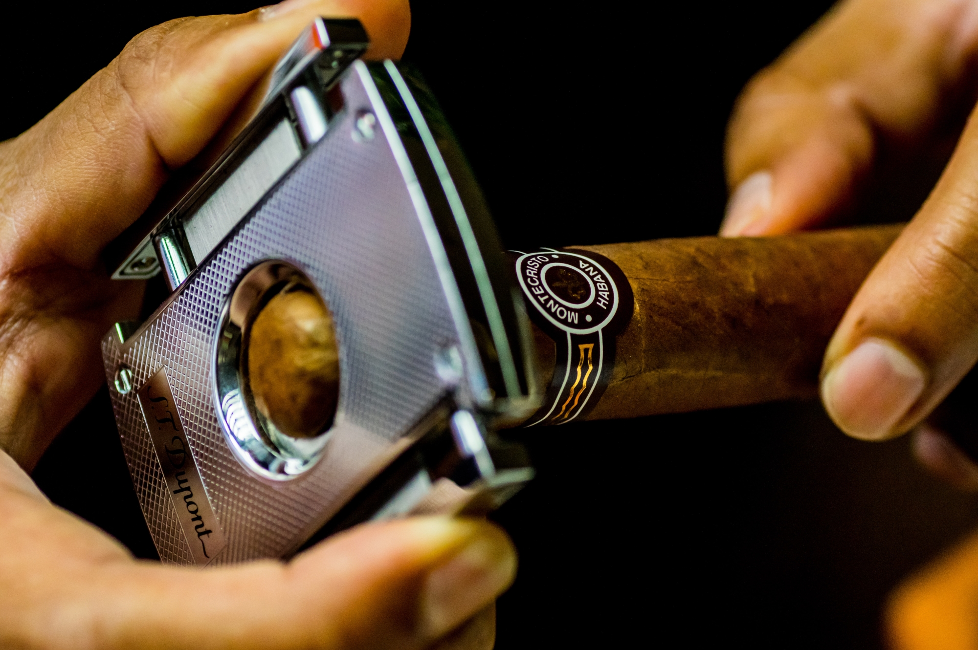 cigar cutter
