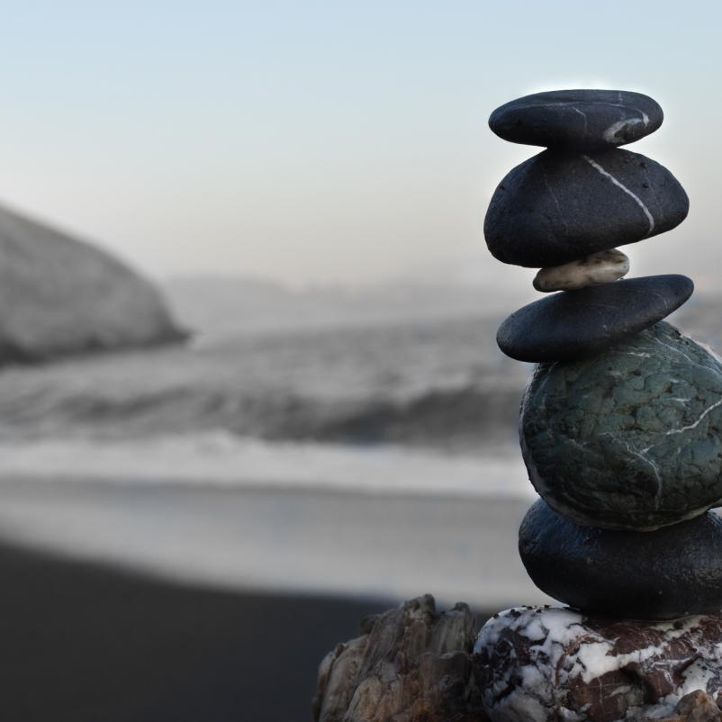 stacked-rocks-near-ocean